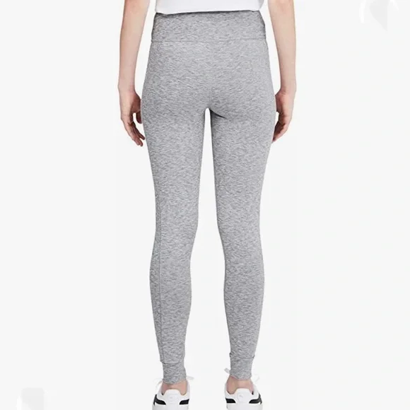 NWOT | PUMA | LEGGINGS - Picture 5 of 8